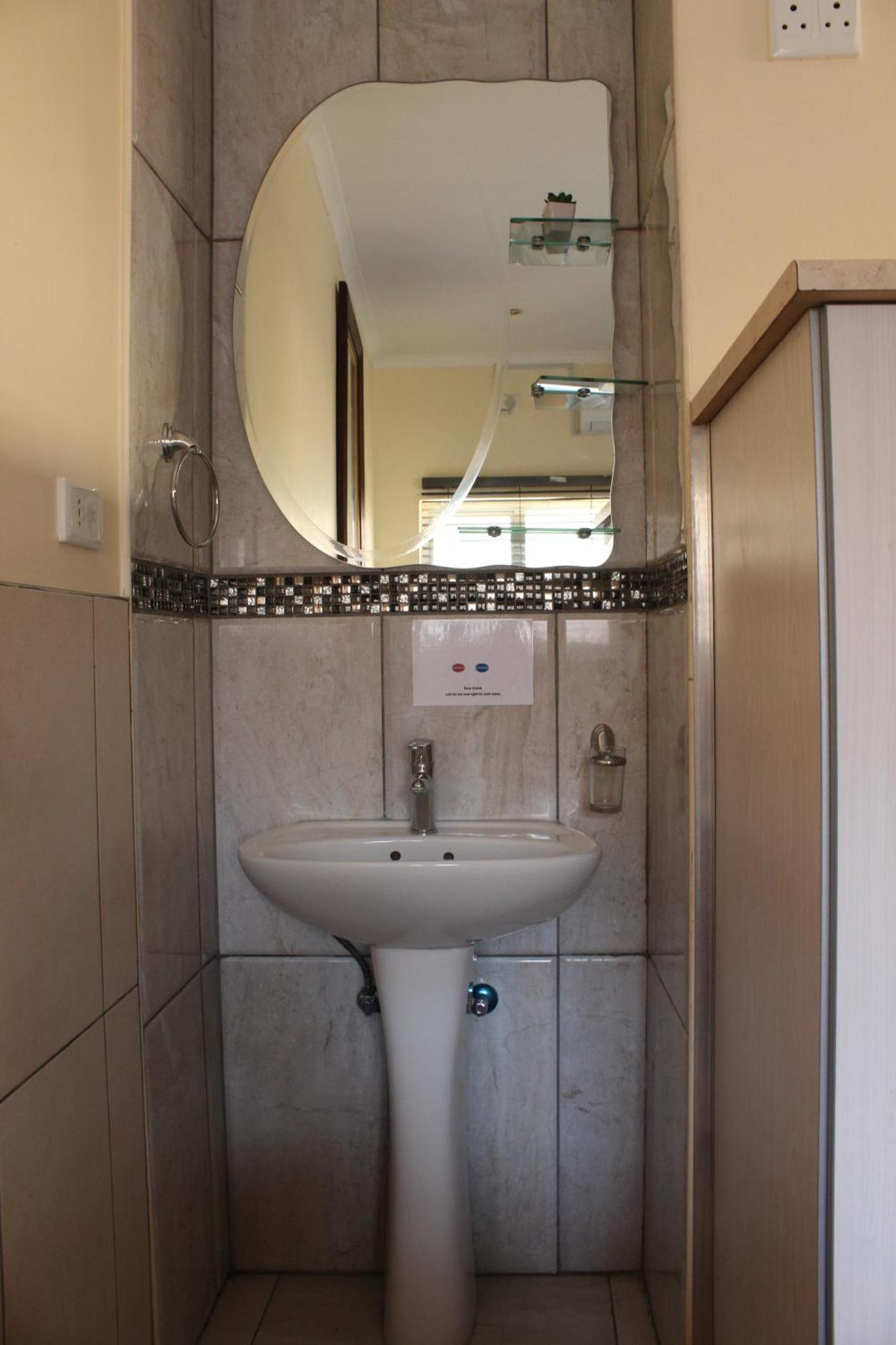 Esperanca Guesthouse Віндгук Екстер'єр фото