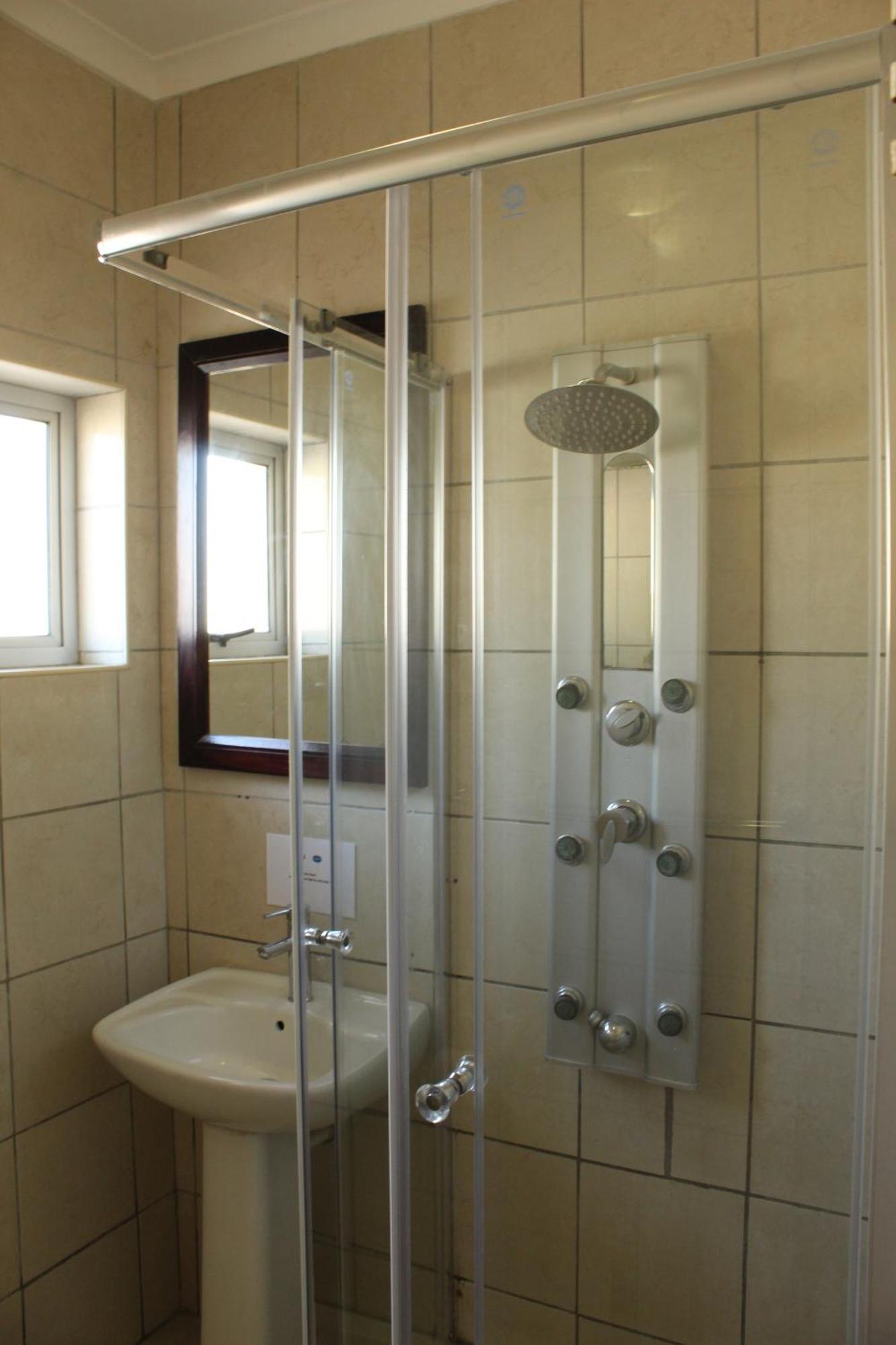 Esperanca Guesthouse Віндгук Екстер'єр фото